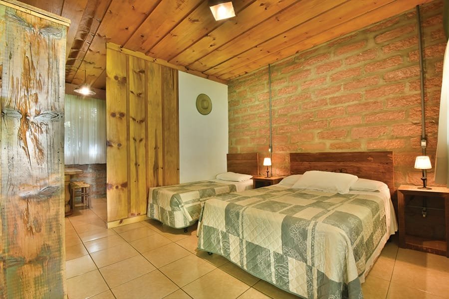 Apartamento para 4 pessoas no interior de Gramado